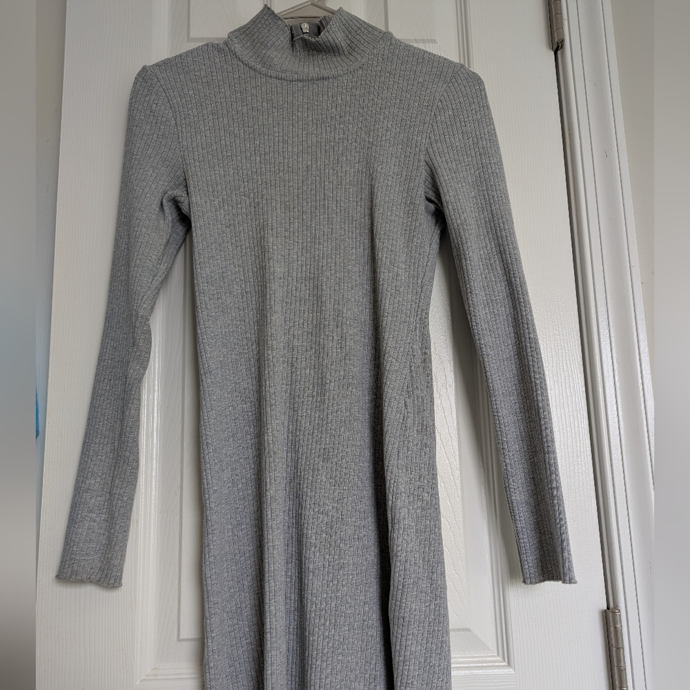 Gray Ribbed Long Sleeve Dress